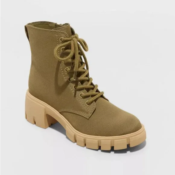 Universal thread combat boots cheap